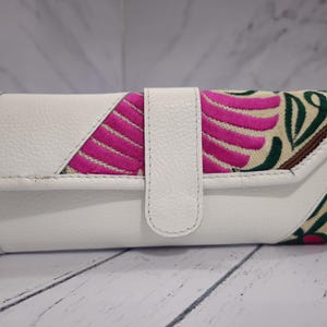 Funda para chequera de cuero genuino con ranuras para tarjetas de crédito, billetera de cuero, billetera de tela floral, billetera guatemalteca, billetera floral bordada