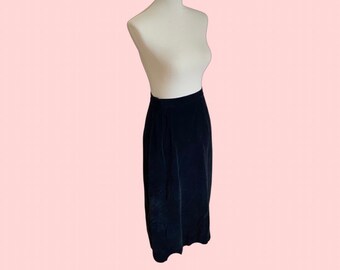 1930s 40s Black Velvet Pencil Skirt with Pleated Kick Panel