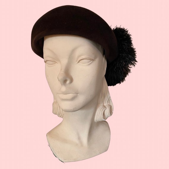 1930s 40s Dark Brown Feather Pom Cloche Hat - image 1