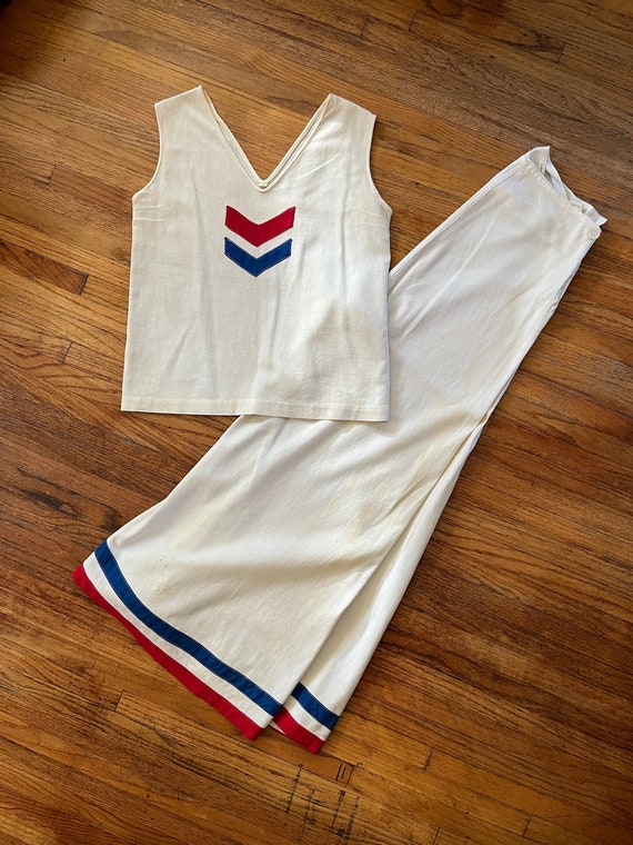 1930s  Cotton Linen Beach Pajamas Wide Leg Chevro… - image 1