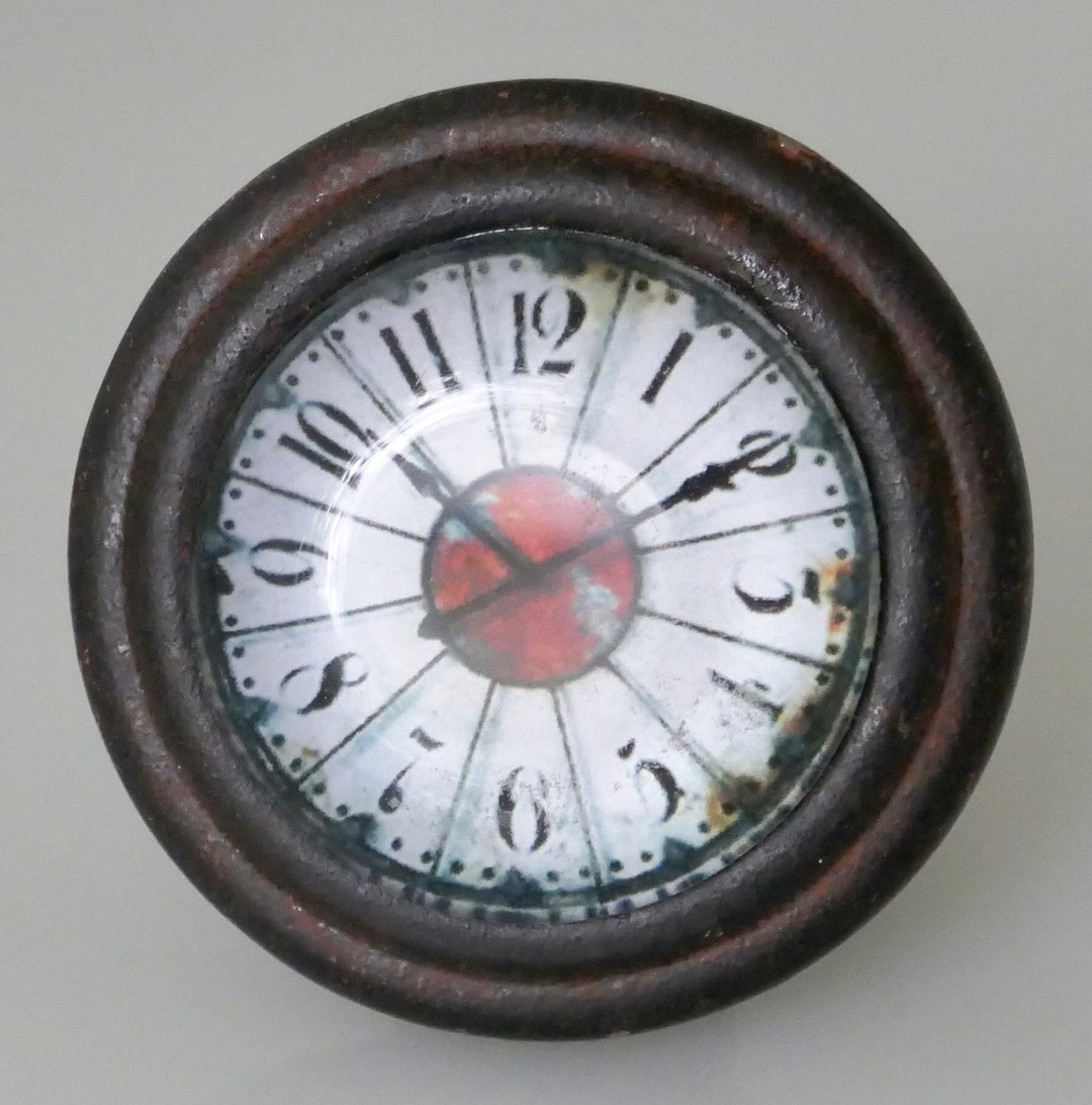 SALE Set of 2 Art Deco Clock-face Knobs - Etsy