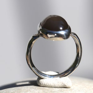 Brown-Grey Moonstone Ring, Size 7, Comfort Fit Band, Great Cats Eye Pearly Luster, Semi Precious Gemstone, Natural Orthoclase Feldspar image 5