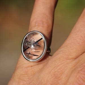 Oval turmalinkvartsring, storlek 7.25, svart turmalinring, svart rutilkvarts, svart Schorl bild 2