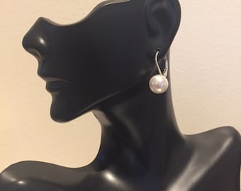 Swarovski Pearl Lever Back Earrings, Lever Back Earrings, Swarovski Pearl Earrings, Swarovski Earrings, Sterling Silver Filled Lever Back