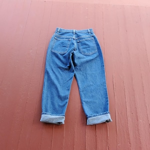 L.L. Bean jeans higher waist slightly tapered leg size 10 P with inseam 28&quot; and 30&quot; waist nice condition 90&#39;s vintage original fit relaxed