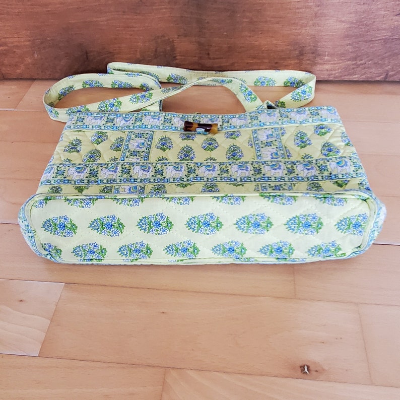 Vera Bradley citrus lime elephant shoulder bag retired stiff bottom insert medium size button closure 13/9 quilted bag vintage Vera Bradley image 7