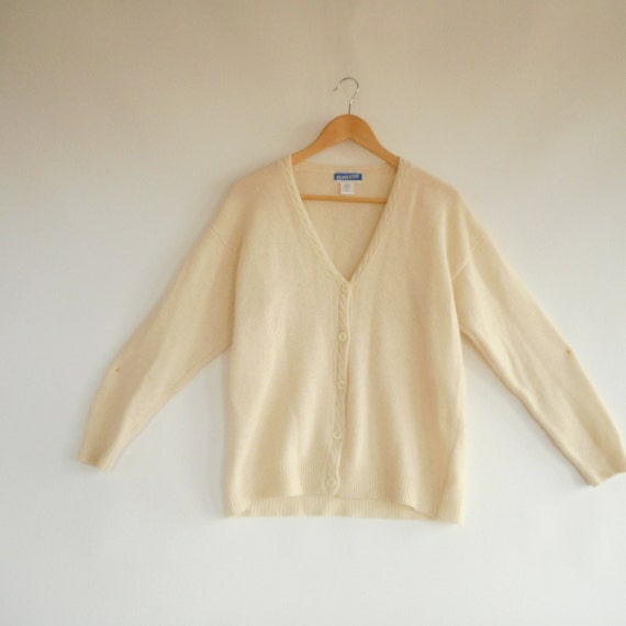 Pendleton Cardigan Sweater Cream Color V Neck But… - image 6