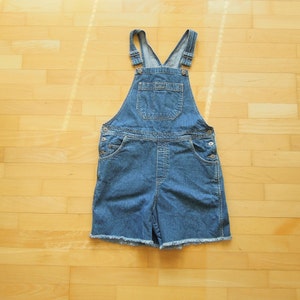 Women&#39;s denim short bib overalls fray bottom edge Crazy Horse Liz Claiborne Size m/l 90&#39;s vintage short bib overalls