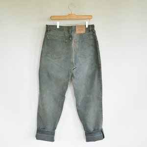 Orange Tab Levi&#39;s Jeans Green Levi&#39;s 950 Jeans Unisex 90&#39;s Era Tapered Leg Relaxed Fit 33&quot; waist Size women&#39;s 13