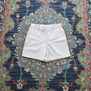 Lauren Ralph Lauren cuffed high waisted Khaki Shorts Preppy style size 4 Beige color double belt loop nice condition 30&quot; waist