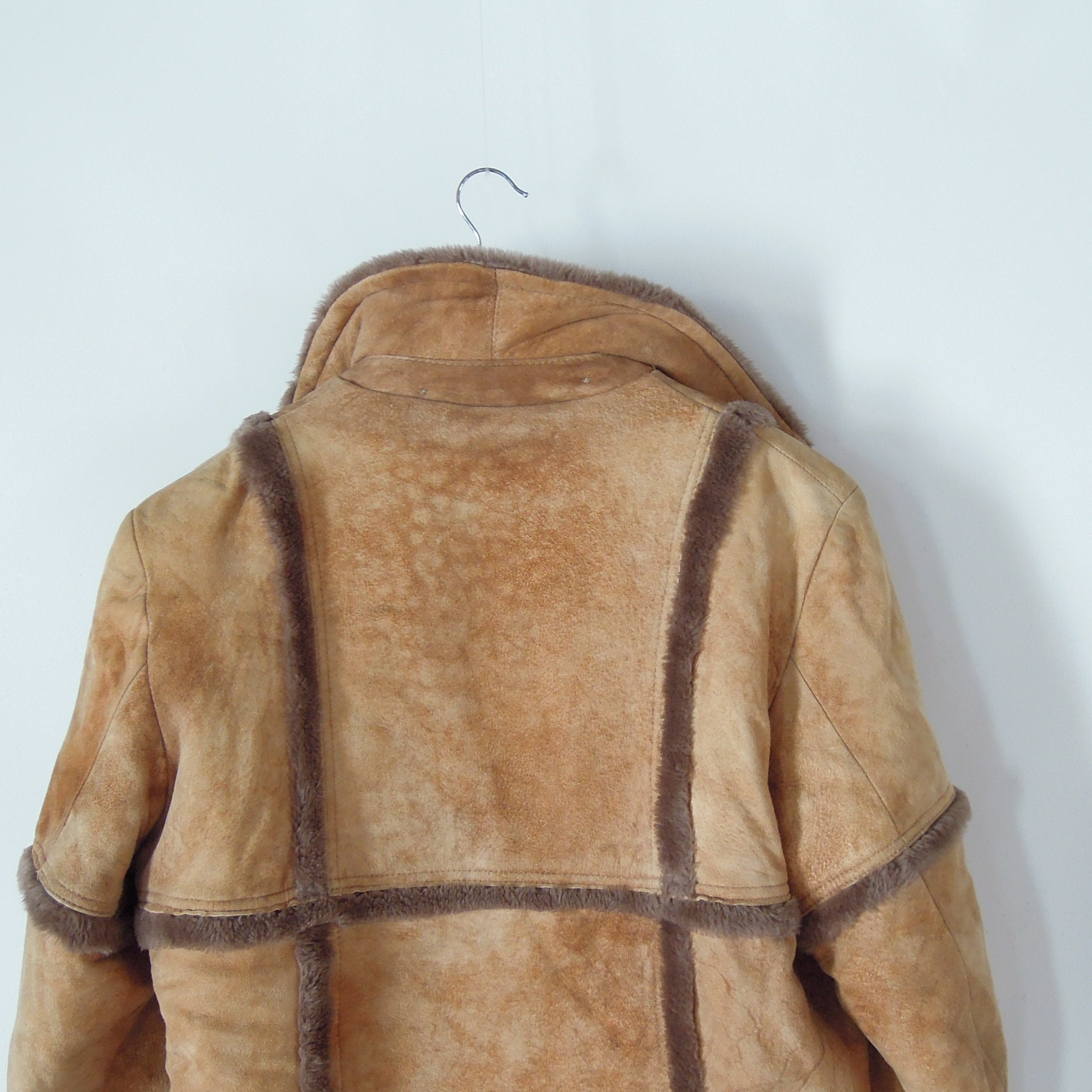 Field and Stream Sueded Lamb Leather Faux Fur Pile Lined Field and Stream Sueded Lamb Leather Faux Fur Pile Lined
