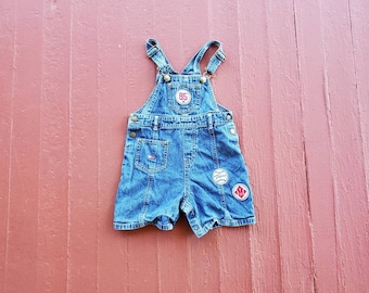 Tommy Hilfiger Baby denim bib overalls Size 3T toddler Short denim bib overalls vintage baseball theme Patches