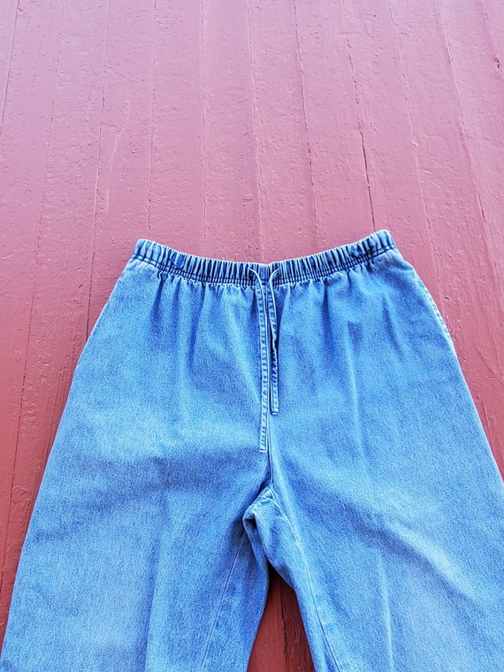 Denim Capri elastic waist relaxed fit pockets dra… - image 3