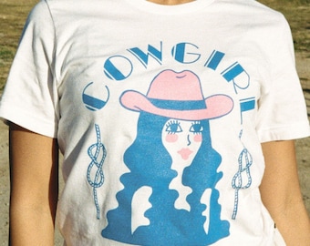 Camiseta vaquera Dollie, camisetas vaqueras con estampado western, camisetas vaqueras, regalos para vaqueras, camisetas vaqueras retro