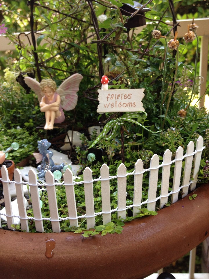 Dollhouse Miniature 18" white picket fence Fairy Garden 1:12 scale scenery NEW! 