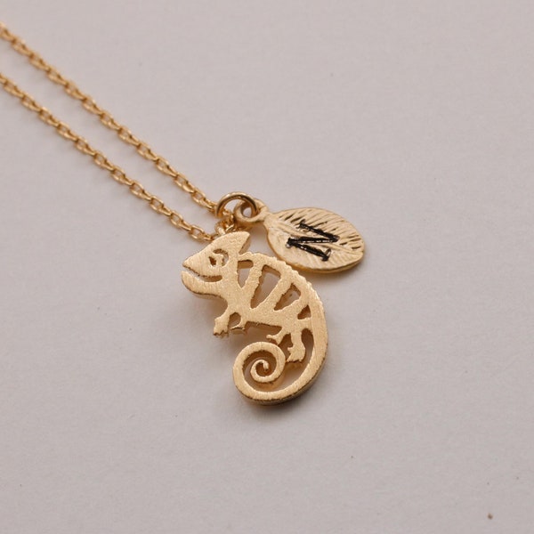 Chameleon Iguana necklace. Chameleon Iguana jewelry. custom necklace. personalized jewelry. handstamp initial necklace.gold filled necklace