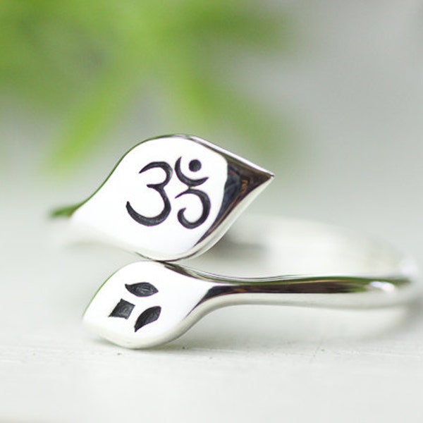 Lotus Om Ring. ohm sterling silver ring. zen, yoga jewelry.mother sister girlfriend gift jewelry.open ring.