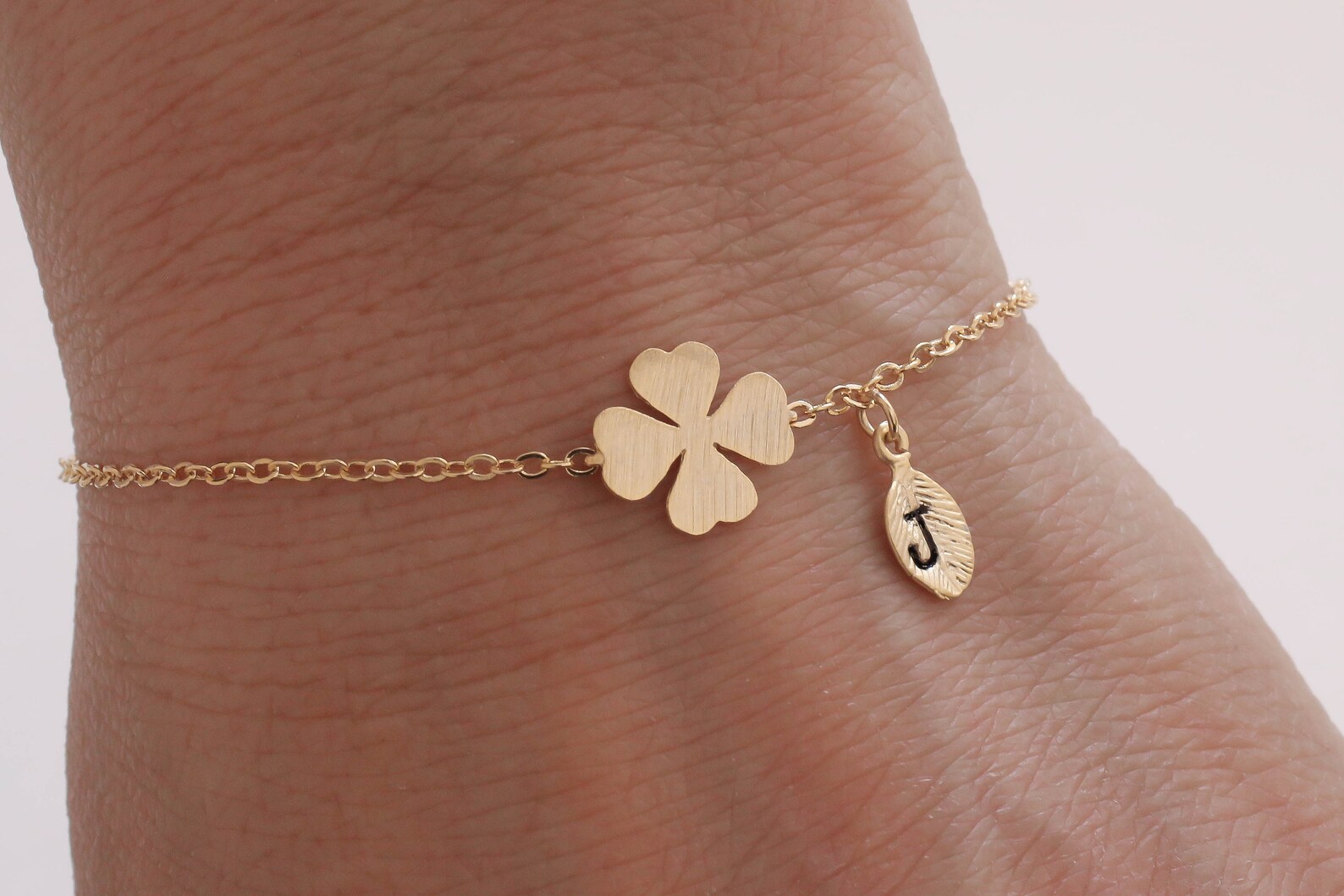 Clover bracelet. clover jewelry. custom bracelet. personalized Etsy
