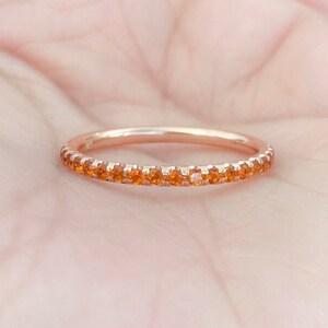 Citrin Pave Halbes Eternity Band / 1.8 MM Citrin Pave Infinity Ring / Citrin Pave Band / Citrin Hochzeitsjubiläum Band / November Stacking