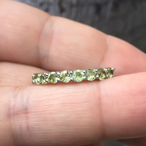 Peridot Ring Prong Set 9-Stone Peridot Wedding Anniversary Band Minimalist Peridot Stacking Ring August Birthstone Peridot Gaurd Ring Band