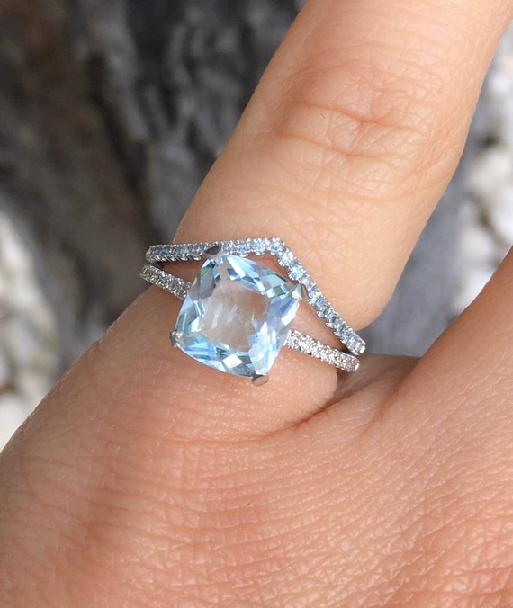 Aquamarine wishbone ring deals