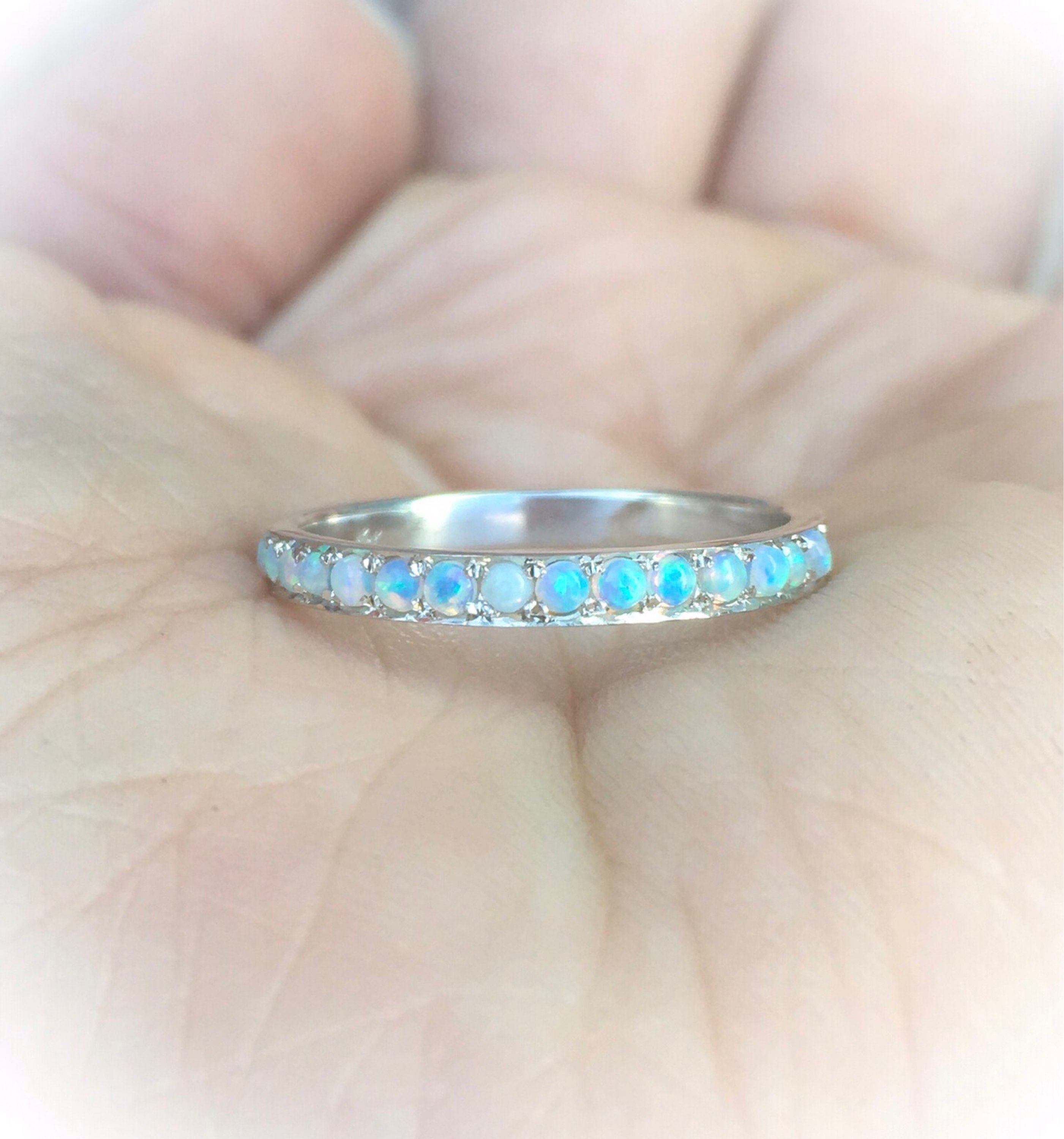 Opal Eternity Band Opalring Halbe Ewigkeit Feueropal Pave Einzigartige Hochzeitsjubilaum Ring 3mm Infinity Opal Stacking Band Oktober Geburtsstein Etsy