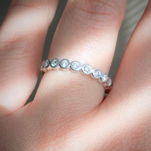 Natural Diamond Half Eternity Bubble Ring/ 3mm Bezel Set Unique Dot Diamond Wedding Band/ Art Deco Vintage Look Diamond Guard Stacking Ring