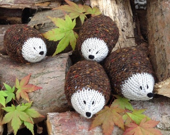 Tweedy Hedgehog - pincushion/knitted decoration