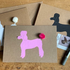 Carte Caniche - Carte Kraft Pom Pom Caniche imprimée à la main