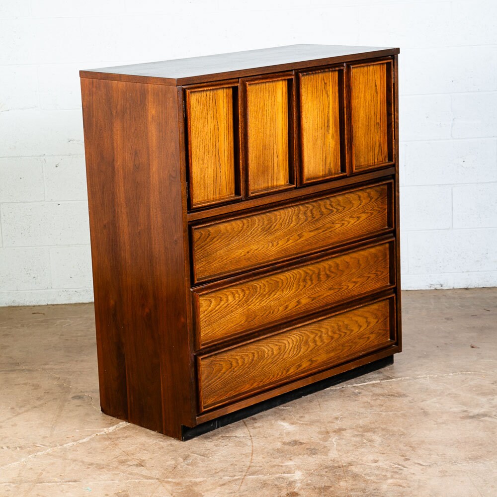 Vintage 2024 bassett dresser