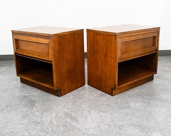 Mid Century Modern Nightstands End Side Tables Morris California Walnut Drawer M