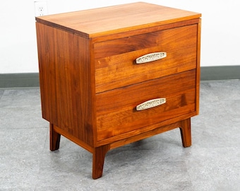 ミッドセンチュリーモダン ナイトスタンド エンドサイドテーブル 無垢材 ウォールナット エース ハイ 2段引き出し MCM