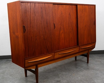 Mid Century Danish Modern Credenza Sideboard Sliding Doors Teak 3 Drawer Denmark