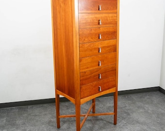 Cassettiera per biancheria intima in stile Mid-Century Modern con 7 cassetti in legno di ciliegio, mobili Baker Furniture MCM