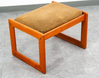 Deense moderne poef uit het midden van de eeuw, bruinbruine stof, rechthoekige voetensteun