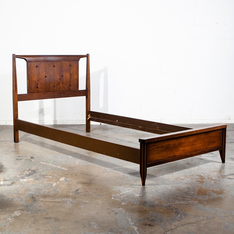 Mid Century Modern Bed Frame Twin Size Sz Broyhill Saga Walnut Etsy