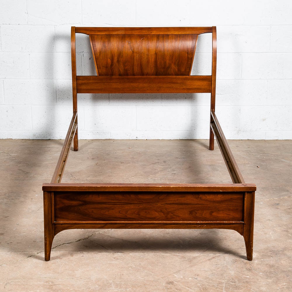 Twin Mid Century Bed Frame for sale| 49 ads for used Twin Mid Century ...