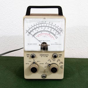 Antique Vintage Heath Kit IM-10 Vacuum Tube Volt Meter Untested Intact with Cord
