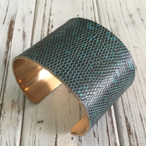 Exotic Brasslined Cuff Bracelet for Women -- Genuine Teal Lizard Leather