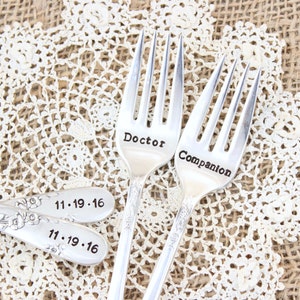 Doctor Who and Companion Wedding Fork Set Custom Date Handstamped Cake Dessert Dinner Vintage Silver Flatware Dr. Who Fan Gift Boxed image 1