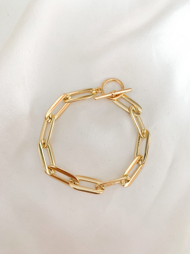 18k Gold Chunky Paperclip Chain Bracelet With Toggle Clasp Etsy