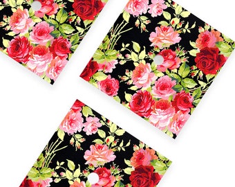 Adesivo/stampa su cartoncino con design floreale nero e rosa per cappello di laurea