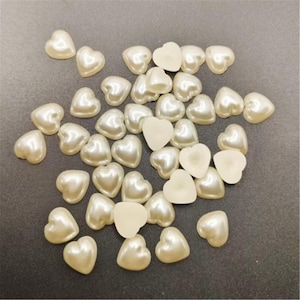 Commercio all'ingrosso 100 pezzi 12 x 12 mm crema plastica mezza faccia cuore amore ABS imitazione perla cuore perla Cabochons/cammei