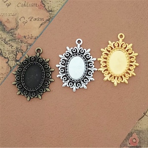 Ciondoli ovali a forma di vite con fiore: oro, bronzo, argento (14 x 10 mm, 30 pezzi)