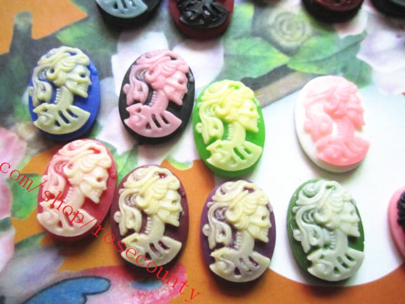 Wholesale 100pcs 18x13mm assorted 16 colors available skeleton girl resin Cabs