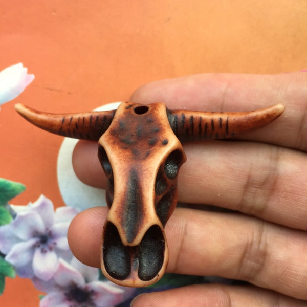 Wholesale 20pcs 68x45mm brown Resin large cow skull charms findings