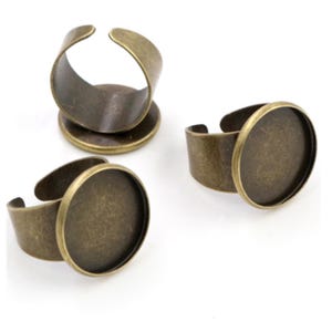 50 Antiqued Bronze Adjustable Ring Blanks: 25mm Bezel Trays