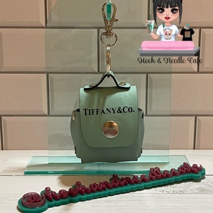 gucci airpod case｜TikTok Search