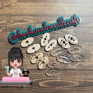 POM BUTTON: Removable pom button for poms with elastic or cinch! An original Hook & Needle Cafe design!  No sew pom button 10 pcs per order