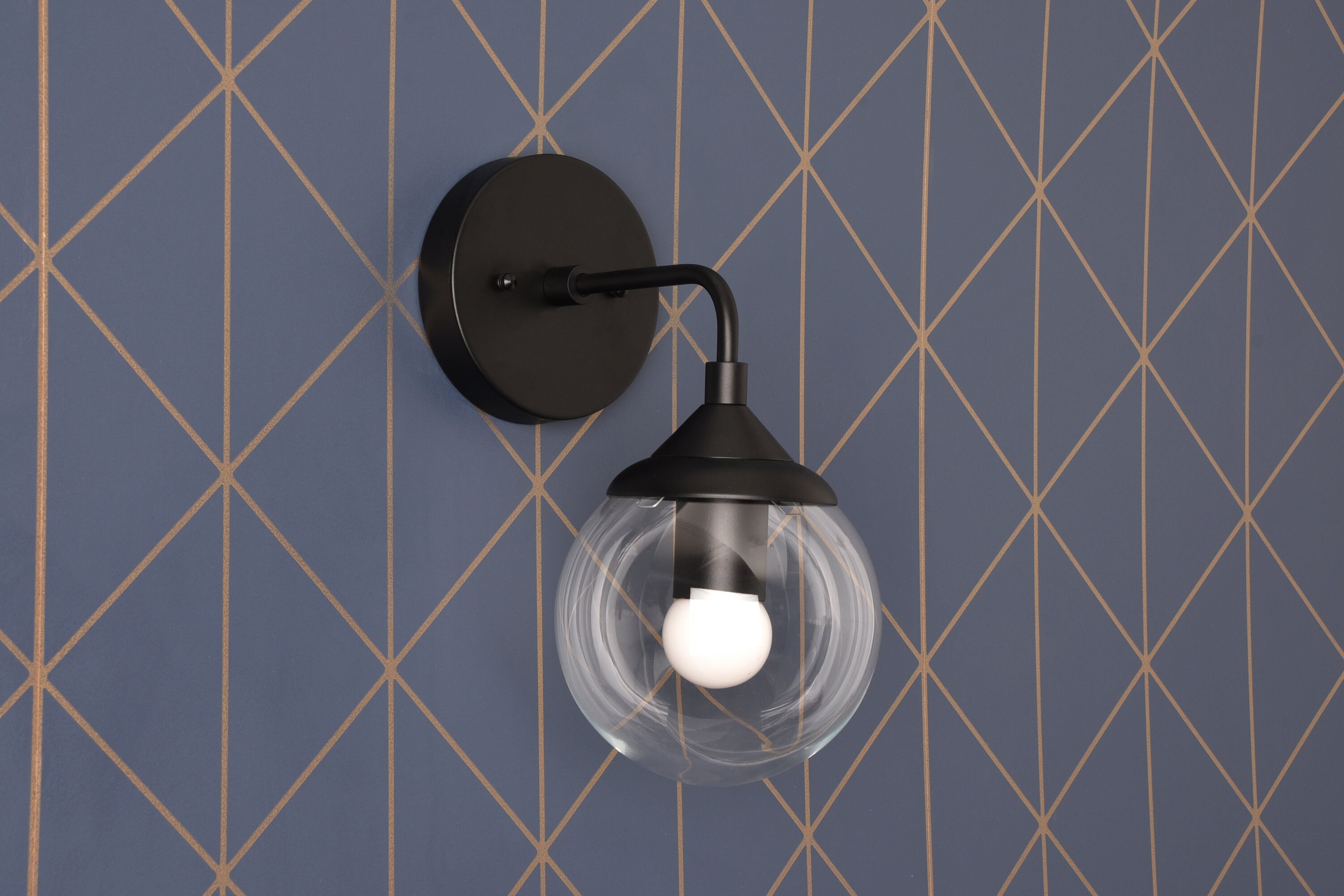 Clear Globe BadezimmerLampe Single Light Vanity Fixture | Etsy